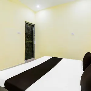 o-the-pratima.hotels-varanasi.com/